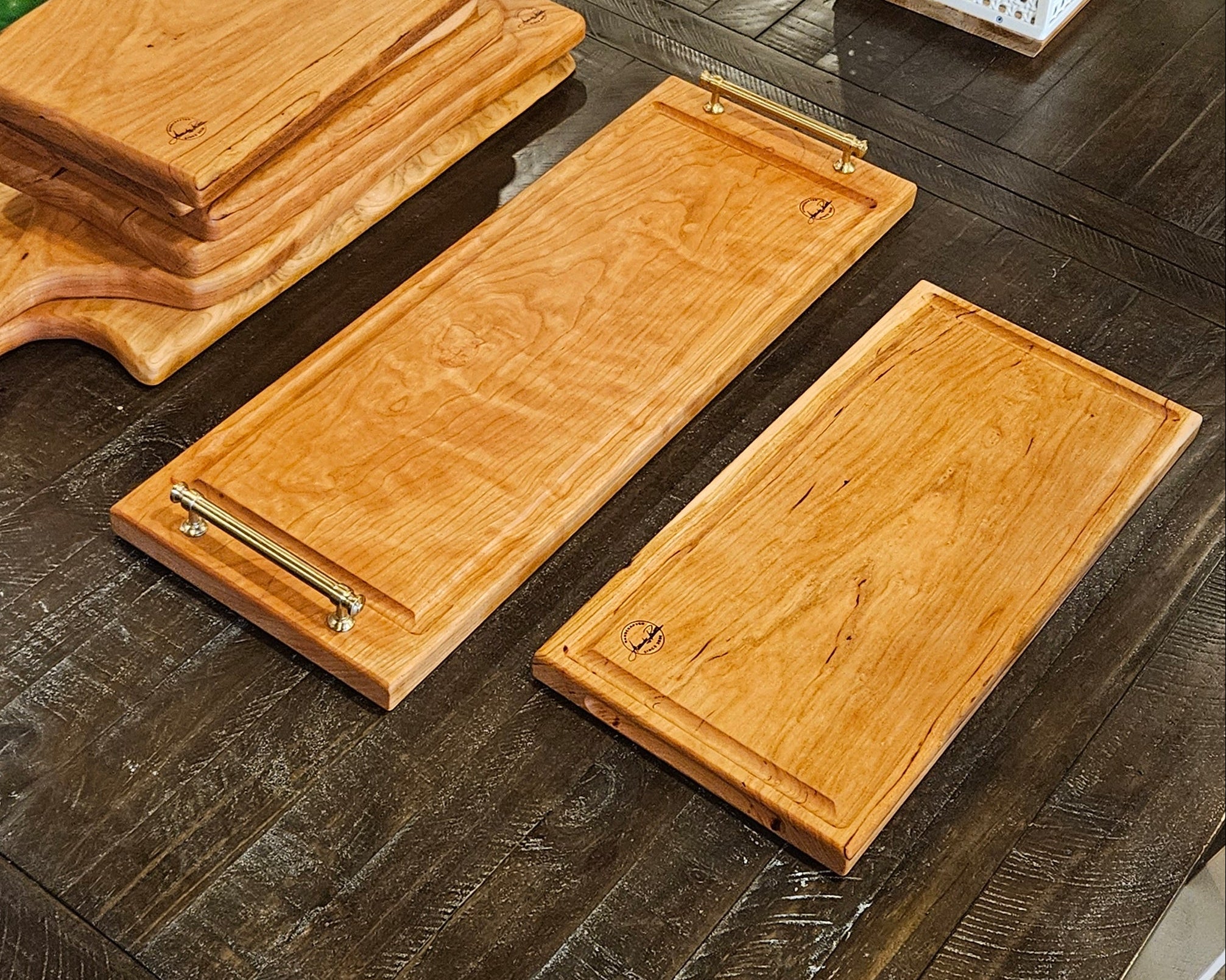 Custom Charcuterie Board (Hardware Handles)