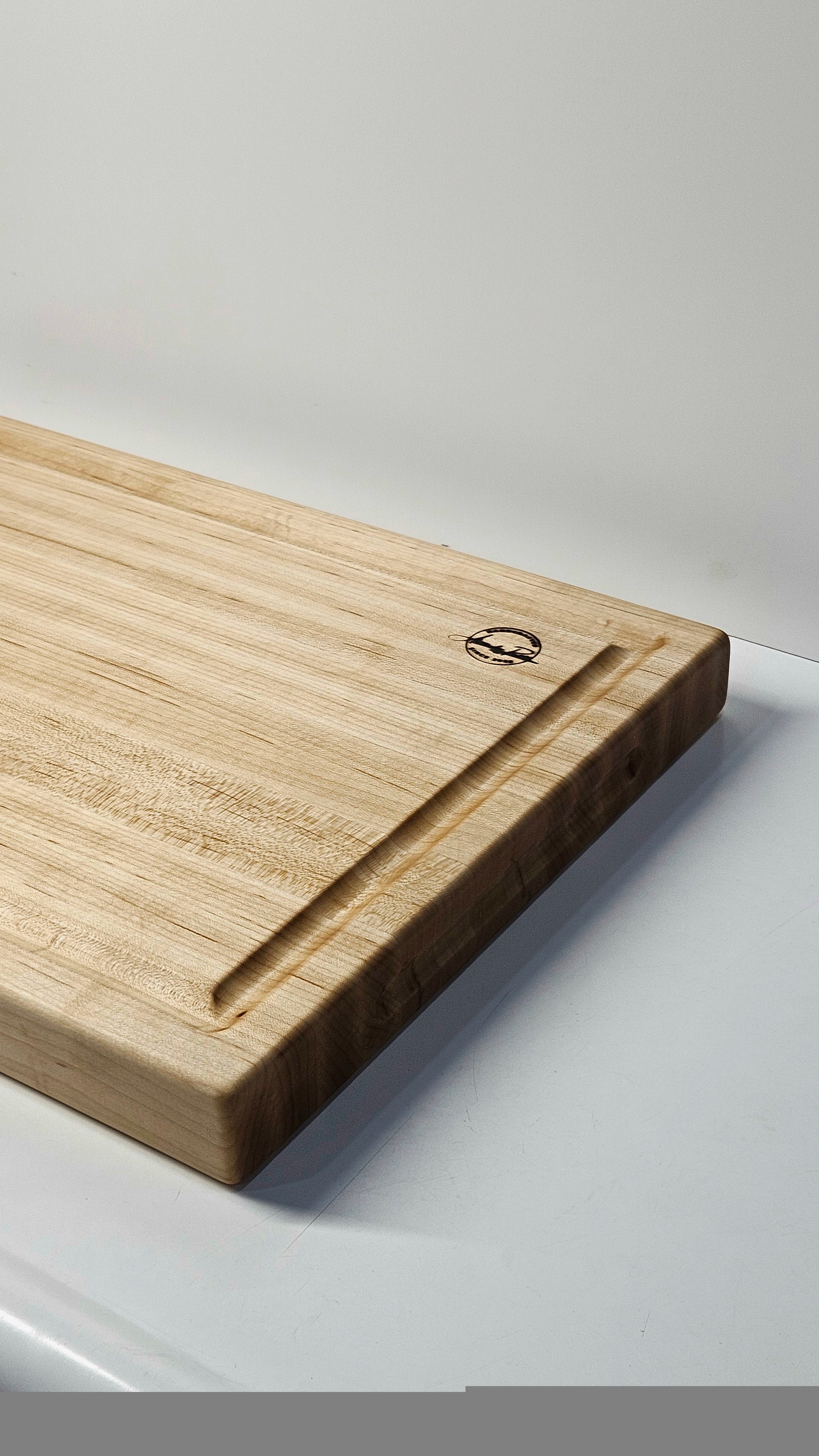 Simple Handcrafted Solid Cutting Board