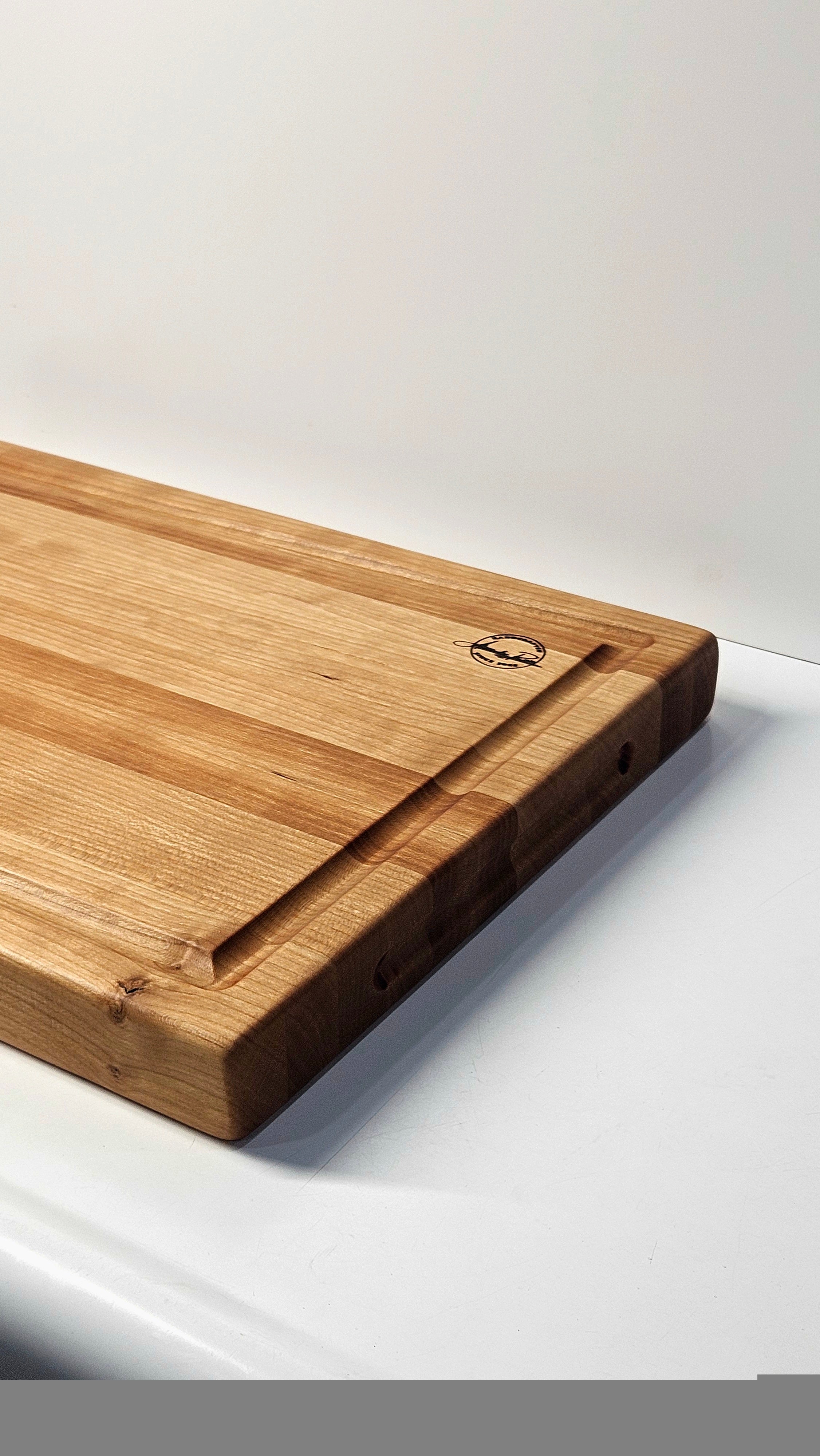 Simple Handcrafted Solid Cutting Board